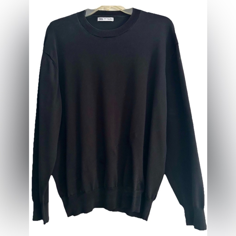 Zara Women’s Black Fine-Knit Crewneck Sweater - Size Large